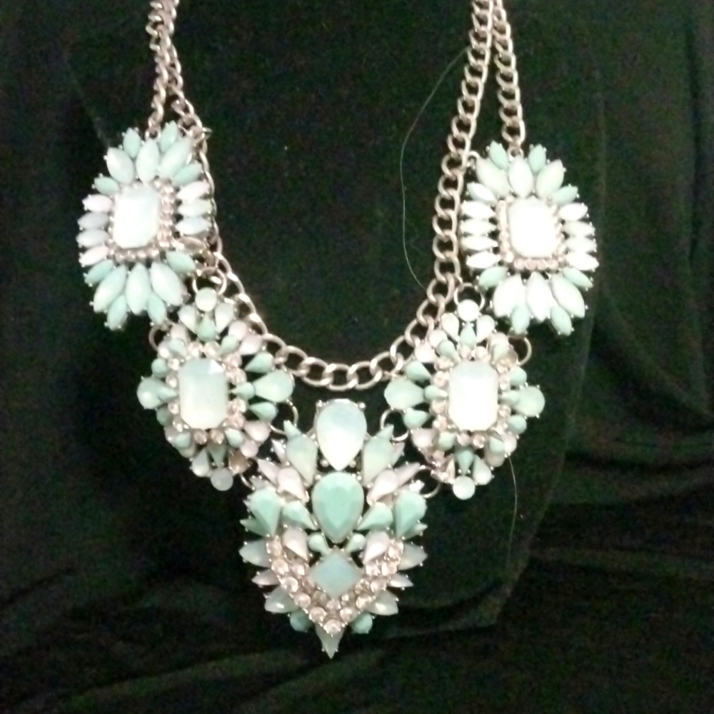 Light Turquoise Aurora Borealis Rhinestone Necklace